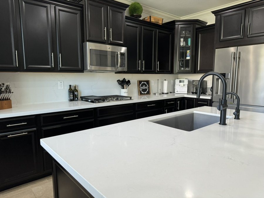 Quartz island top with undermount sink, Chandler, AZ kitchen