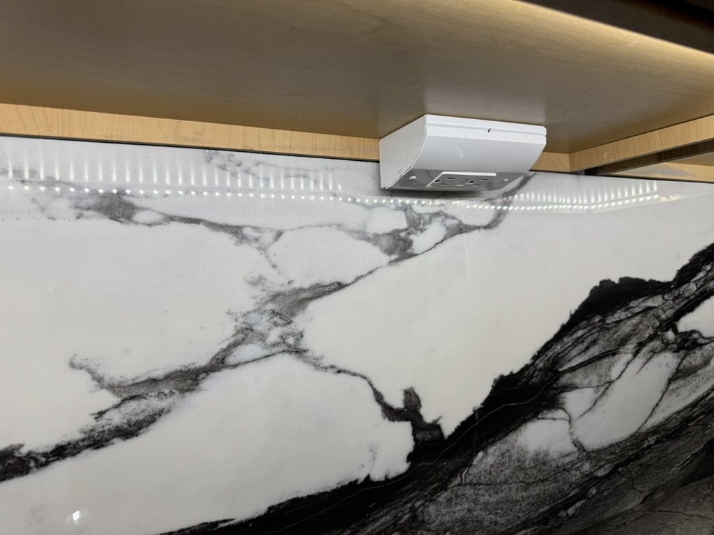 Full-height porcelain backsplash detail, San Tan Valley, AZ kitchen
